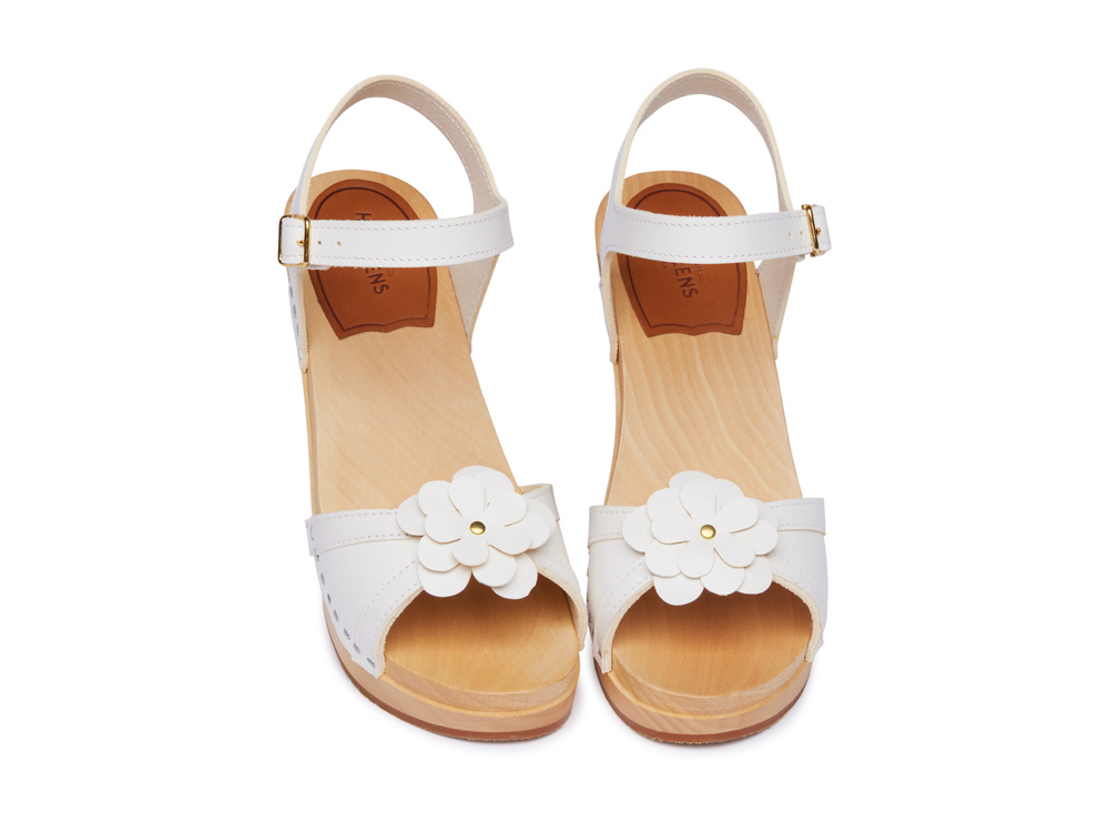 サンダル・ミュール Haus Of Honey Crossed Band Sandals Haus of Honey Crossed Band Sandals | italist