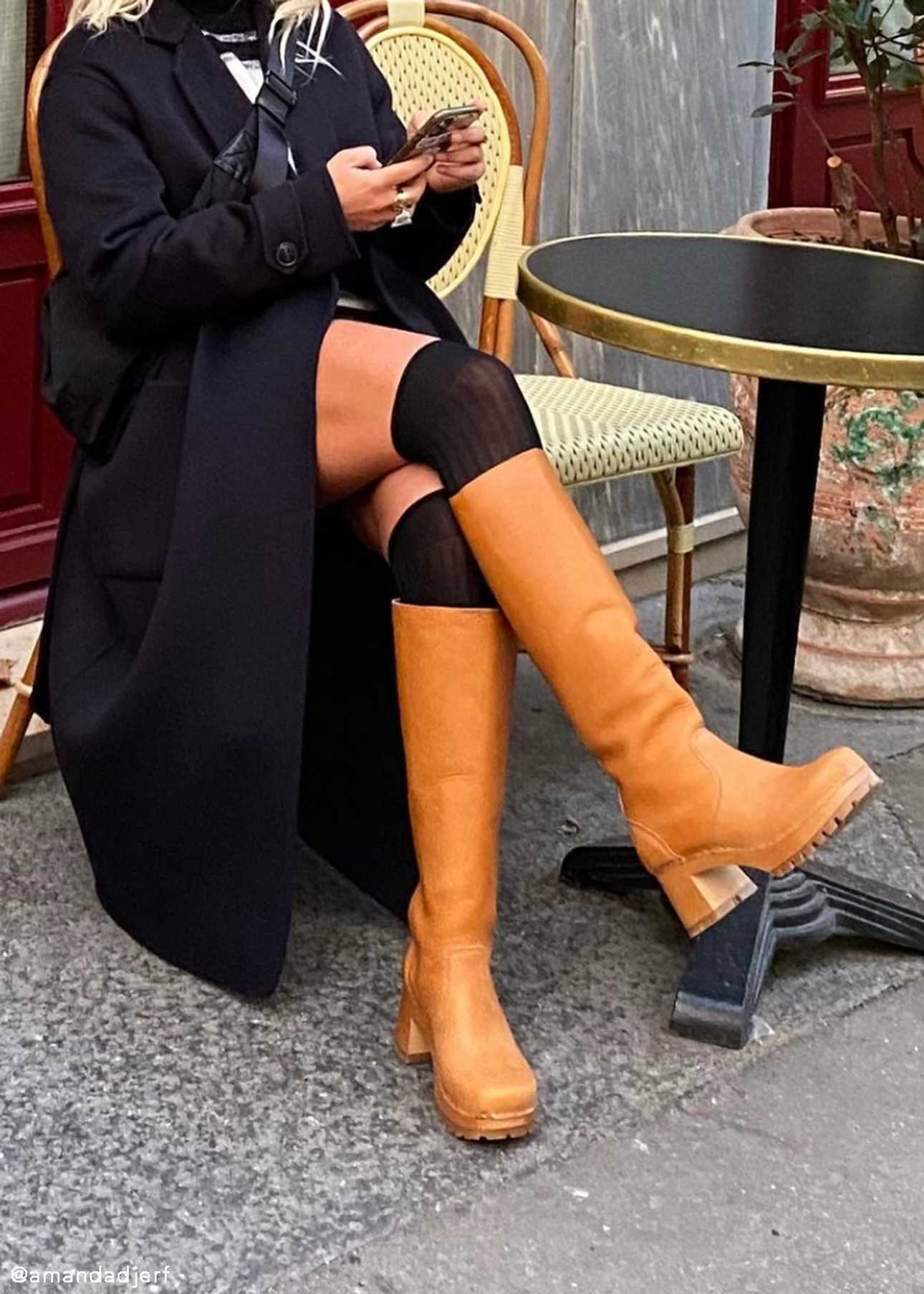 Plain Knee Boot